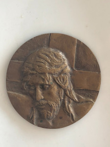 Jézus fej bronz jelzett érem 1 darab
