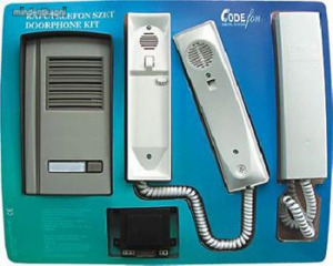 CODEFON 1 lakásos kaputelefon szett 2 lakáskészülékkel