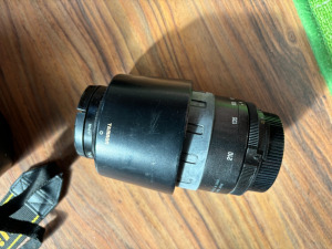 Nikon D100 digitális fényképezőgép objektivekkel és táskávál eladó