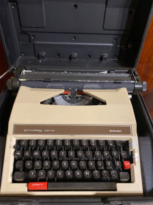 Privileg 320Tr Breitwagen automatic írógép, új, nem használt