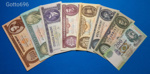 8 db -os Ropogós forintsor 10 - 5000 Forint !!!! EF - F (L2307)