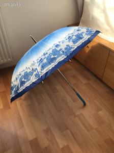 Nagyobb méretű esernyő     V