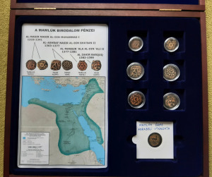 Mamlúk Mameluk érmegyűjtemény 6+1 érmével fa díszdobozban 1310-1399