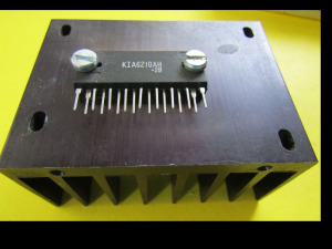 KIA6210ah, 2x22W audio végfok hűtőbordán, +14V-ról !