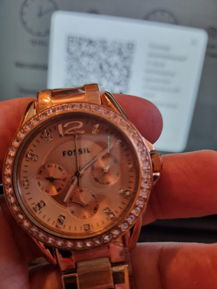 Fossil Riley Watch Ballagásra kiváló!