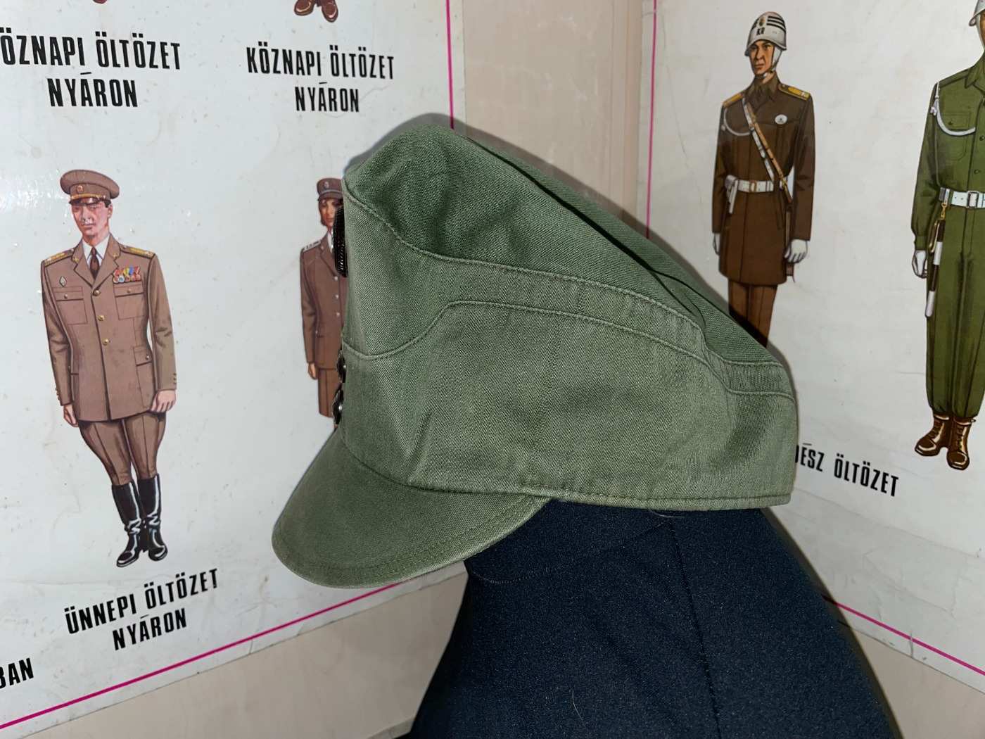 magyar katonai gyakorló ruha