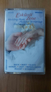 Esküvői zene -  kazetta  ( 2002 )  Bach, Liszt, Mendelssohn, Mozart  (Újként elrakott példány)