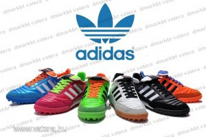 Adidas Mundial Team Astro Focicipő cipő 39-45 Műfű Műfüves Salak Football Hernyótalpas INGYEN POSTA