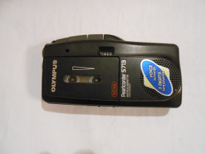 Olympus Pearlcorder S713 hordozható mini kazettás magnó-diktafon!