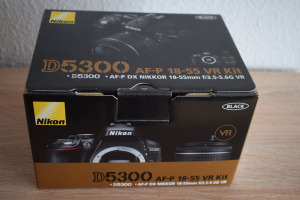 Nikon D5300 digitális fényképező tartozékokkal