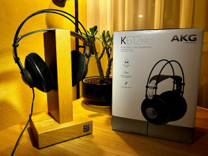 AKG K612 Pro / Hi-Fi Racks állvány - Nyitott referencia fejhallgató (hibátlan, saját dobozában)