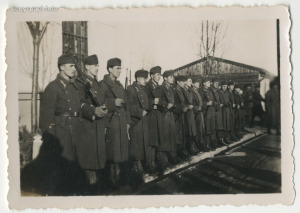II. vh Horthy kor katonai fotó 34 Munkács 1941 sorakozó géppuska golyószóró fegyver katona Ritka