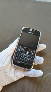 Nokia E72 - kártyafüggetlen - fekete