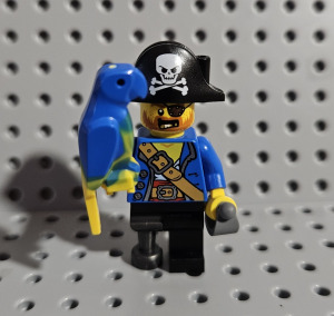 LEGO Pirates - Kalóz kapitány figura fegyverrel - 4.verzió - ÚJ