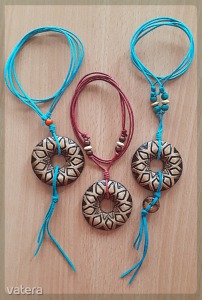 Handmade egyedi török kerámia ékszerek: kerek, orientális design nyakláncok