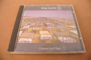 Pink Floyd - A Momentray Lapse Of Reason cd karcos