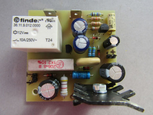 Audio elektronika 63V-ból +12v + DC koppanásgátló