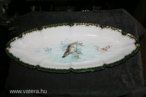 Hatalmas csukás halas porcelán tál, osztrák