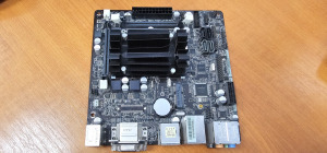 Asrock Q1900-ITX PC alaplap hibás 1 Ft nmá!