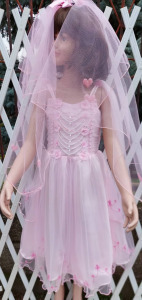 Koszorúslány ruha, báli ruha,hercegnő és királylány szives fátyollal 122 cm 4-6 évesre rózsas