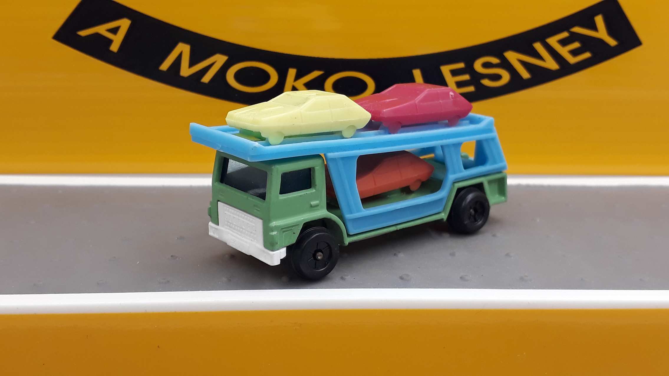 Matchbox Utánzat. Playmobil. Car Transporter.