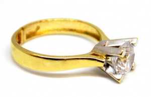 Köves arany gyűrű (ZAL-Au 102933)