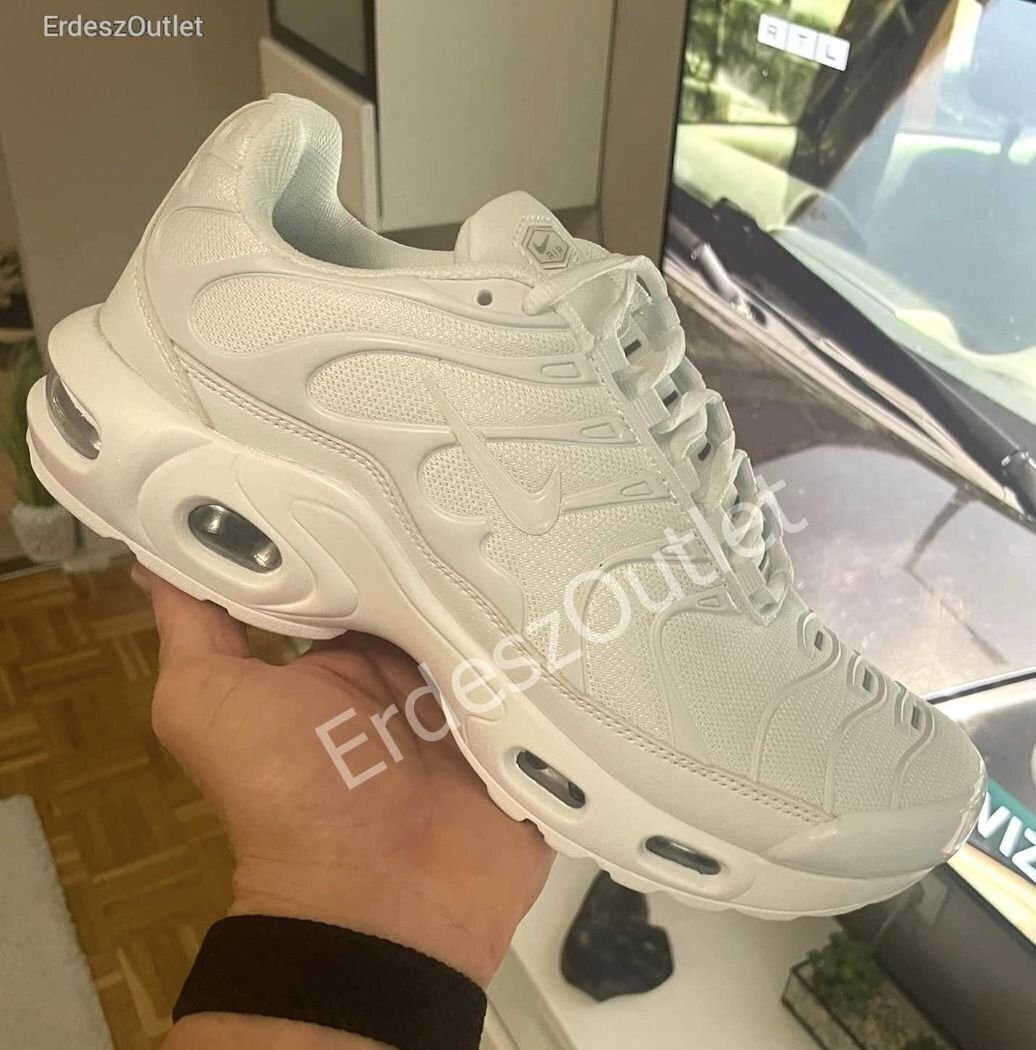 NIKE TN Cip f rfi Cip 41 46 T BB SZ N LIMIT LT meghosszabb tva nike-tn-cip-f-rfi-cip-41-46-t-bb-sz-n-limit-lt-meghosszabb-tva