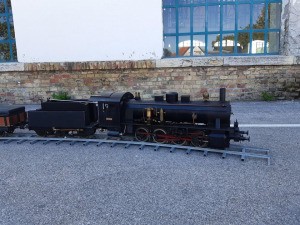5 collos (5 127 mm) kerti vasúti szett gőzmozdonnyal, személykocsikkal és mobilpályával Kép