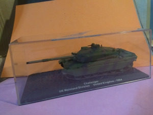 Régi tank Challenger United Kingdom 1984 1/72 plexi repedt =35=