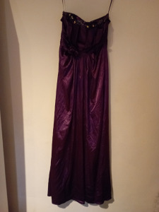 Gyönyörű lila báli ruha 40/42-es (meghosszabbítva: 3264079100) - Vatera.hu Kép