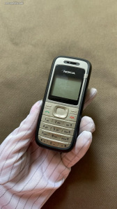 Nokia 1200 - független