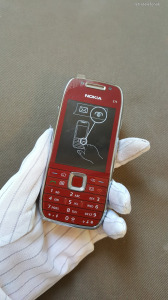 Nokia E75 - kártyafüggetlen - piros