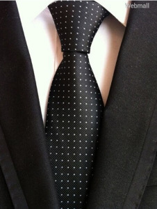 Fekete alapon fehér pöttyös nyakkendő