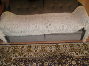 Horgolt nagyméretű ágytakaró dupla ágyra - 290 x 172 cm.