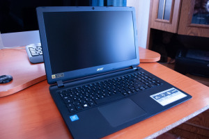 Acer Aspire ES 15 laptop
