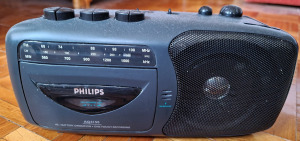 Philips AQ4150 típusú rádiósmagnó