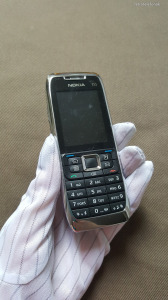 Nokia E51 - kártyafüggetlen - fekete