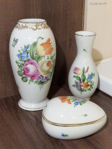 3 db Herendi tulipán mintás porcelán - vázák & tojás bonbonier