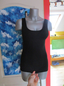 SCHÖLLER fekete lányka/női rugalmas trikó S/M/L BD3 0123