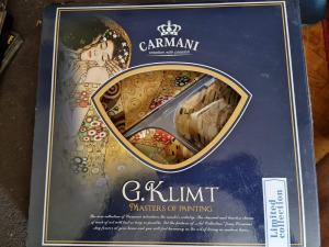 Carmani üvegtálak Gustave Klimt festményével díszitve