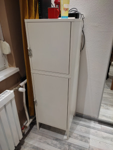 IKEA fém szekrény Hallan - újszerű, házhoz is