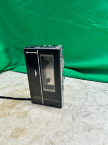 Sanyo TRC 2550 Walkman 1FT NMA!!!