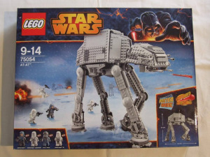 Lego 75054 Star Wars AT-AT lépegető. Sosem volt összerakva, felbontott doboz.