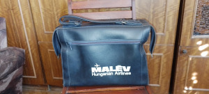 Malév műbőr táska 1