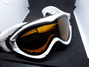 Uvex (eredeti) unisex snowboard / síszemüveg