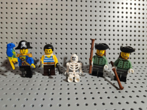 LEGO Pirates - Kalóz vs Katona csapat - figura csomag 3.  - ÚJ