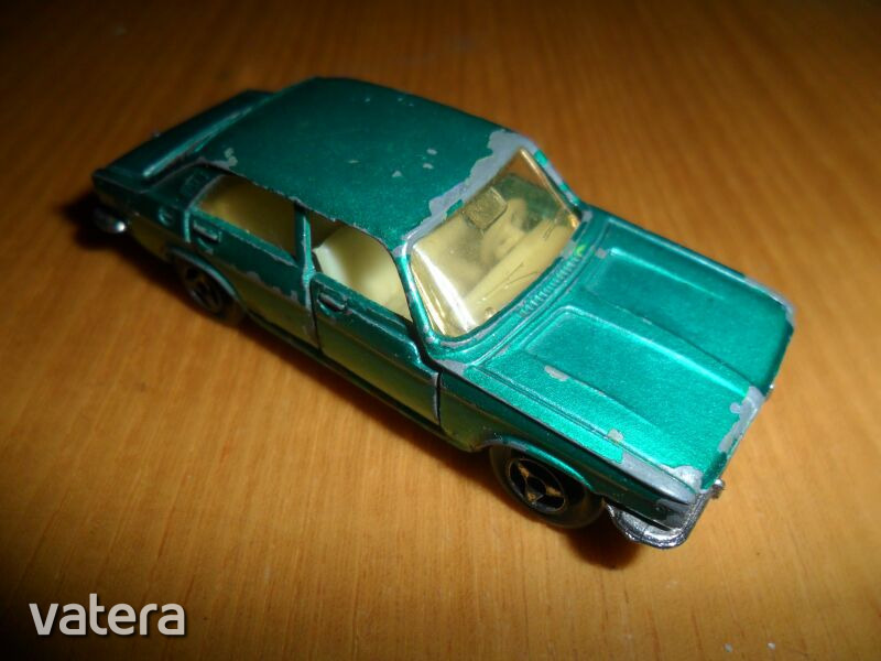 MAJORETTE CHRYSLER 180 voilier No Rail Route No Siku No Matchbox EUR MAJORETTE CHRYSLER 180 voilier No Rail Route No Siku No Matchbox EUR