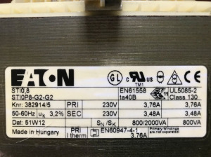 Eaton Transzformátor STI0,8 ,1f. bizt/vez/lev.,0,8 kVA, 230/230 VAC
