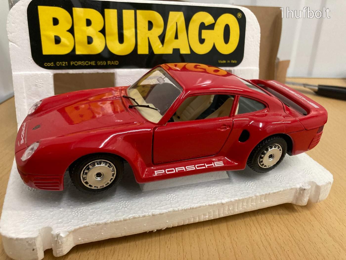 Burago Porsche 959 Rouge 1/24 – Métal – Miniature Collection Vintage