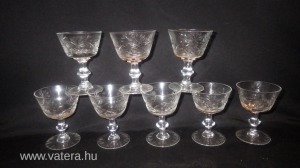 8 db csiszolt talpas üveg pohár (meghosszabbítva: 3136164302) - Vatera.hu Kép